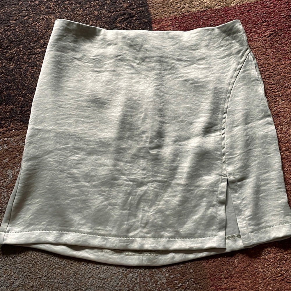FOREVER 21 SKIRT